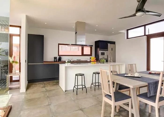 Villa Ponzos Independiente Y Privado *