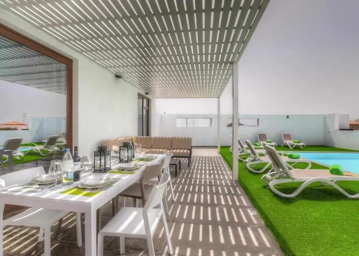 Villa Ponzos Independiente Y Privado Triquivijate