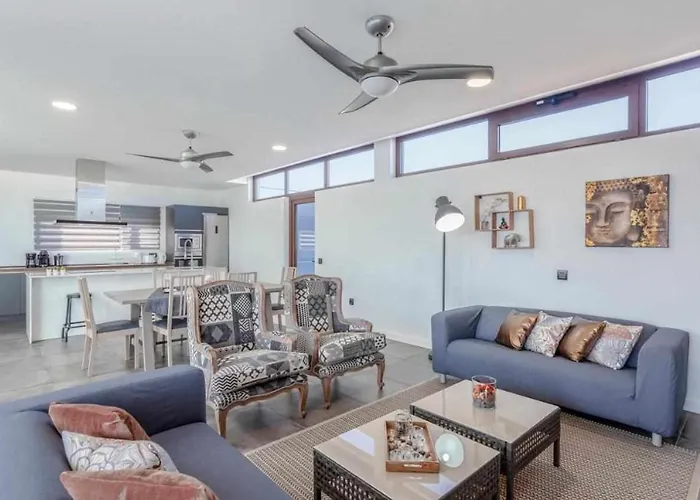 Ponzos Independiente Y Privado Villa Triquivijate