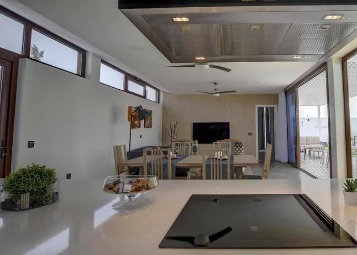 Ponzos Independiente Y Privado *