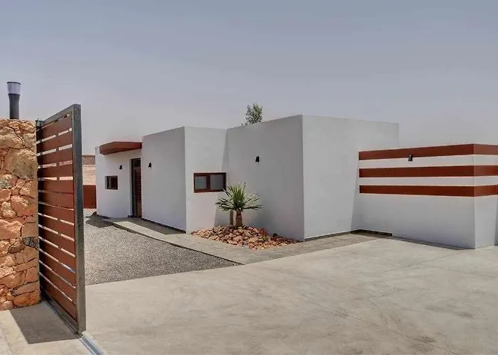 Ponzos Independiente Y Privado Villa Triquivijate