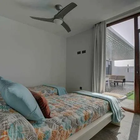 فيلة Ponzos Independiente Y Privado *